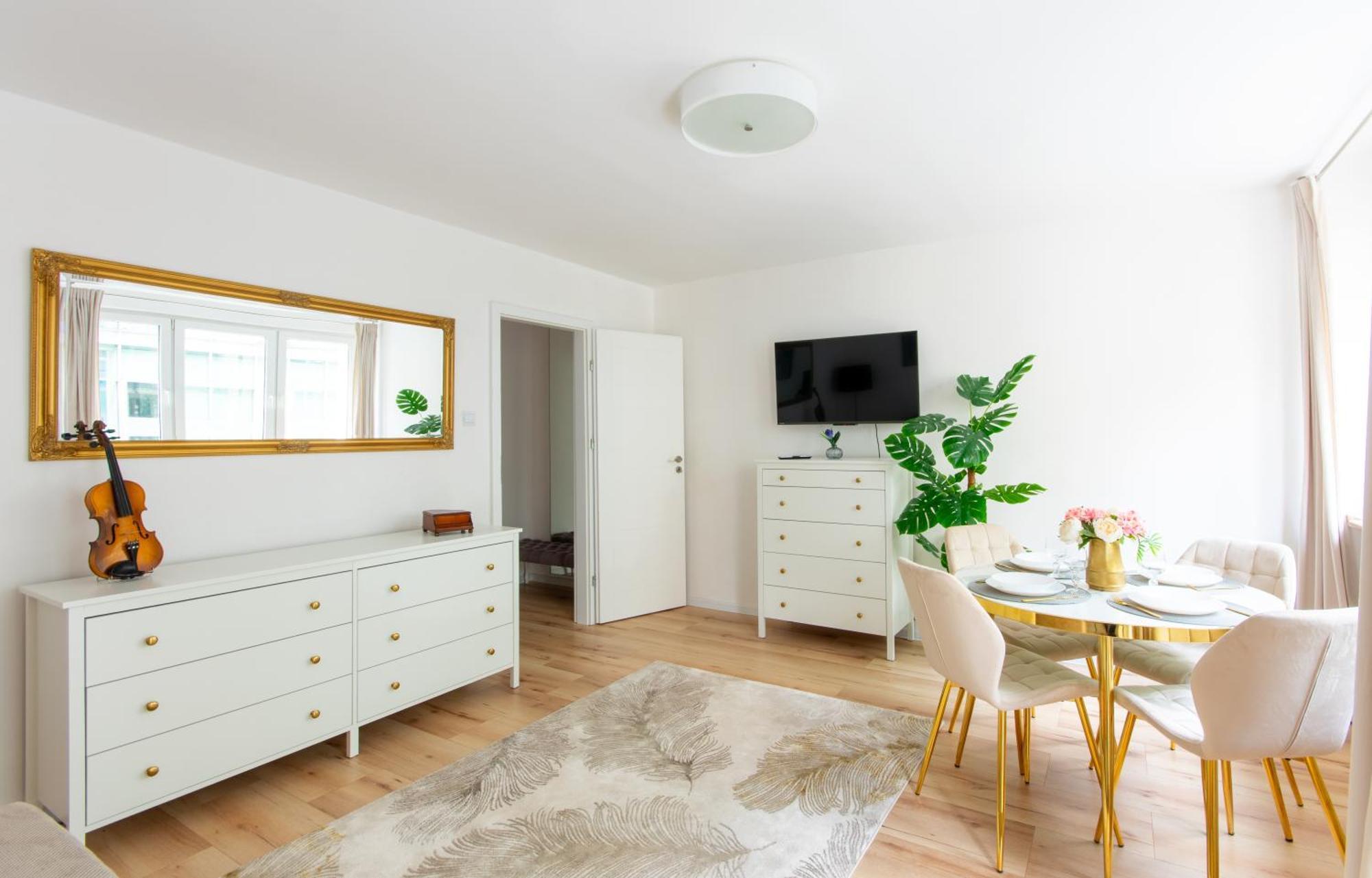 Feelharmony Jasna Apartment - Metro Swietokrzyska Warsaw Exterior photo